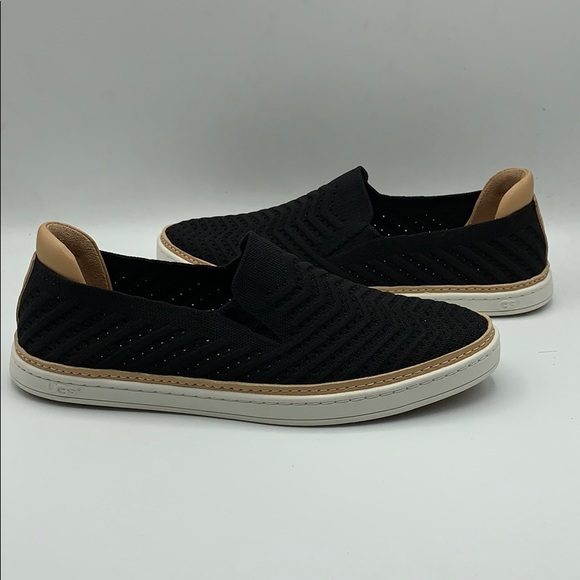 ugg sammy chevron black